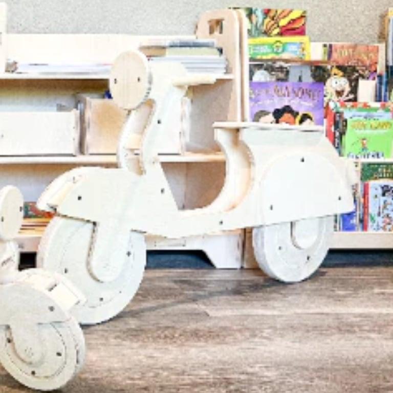 Montessori REU Bush Acres PIETRO Scooter Balance Bike Large 16 Inches