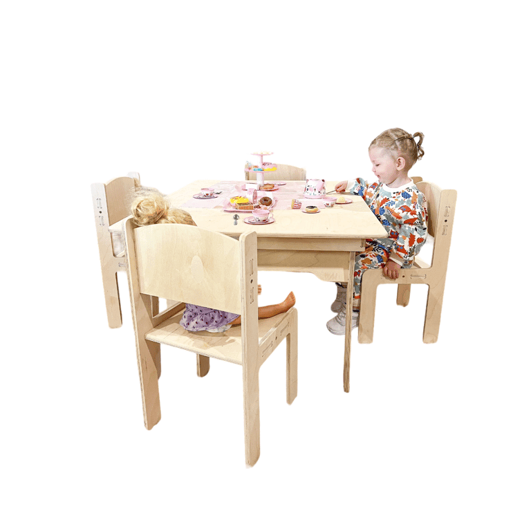 Montessori Bush Acres Table and Chair Set of 4 Matilda