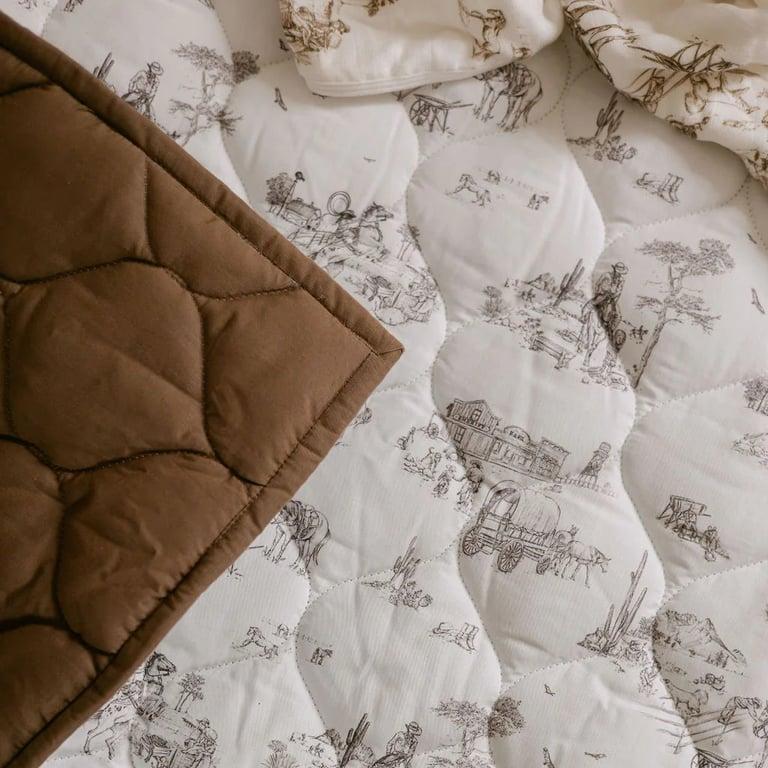 Montessori The Gilded Bird Western Toile Quilted Playmat