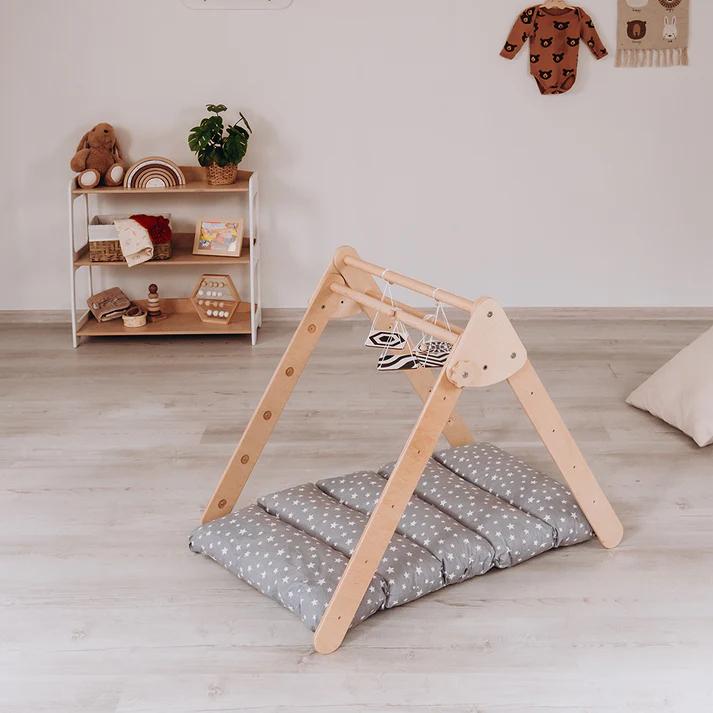 Montessori Wood and Hearts Baby Play Gym Standard Foldable Triangle Natural Wood 7 Cards