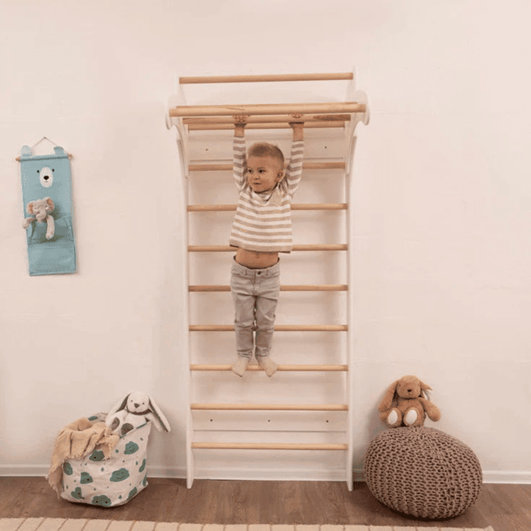 Montessori REU Wood and Hearts Swedish Wall Solid in White and Natural Wood